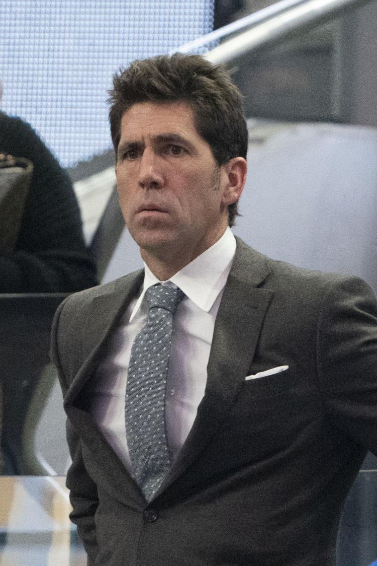 《洛杉矶时报》作家：新湖人会不顾身价签卓越经理&amp;amp;教练 像迈尔斯