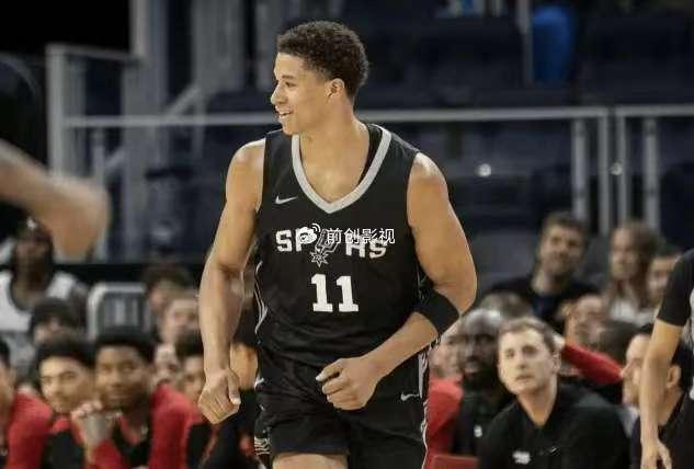 夏联首日赛况：克内克特13投10铁输勇士！76人探花28+10完爆贝利